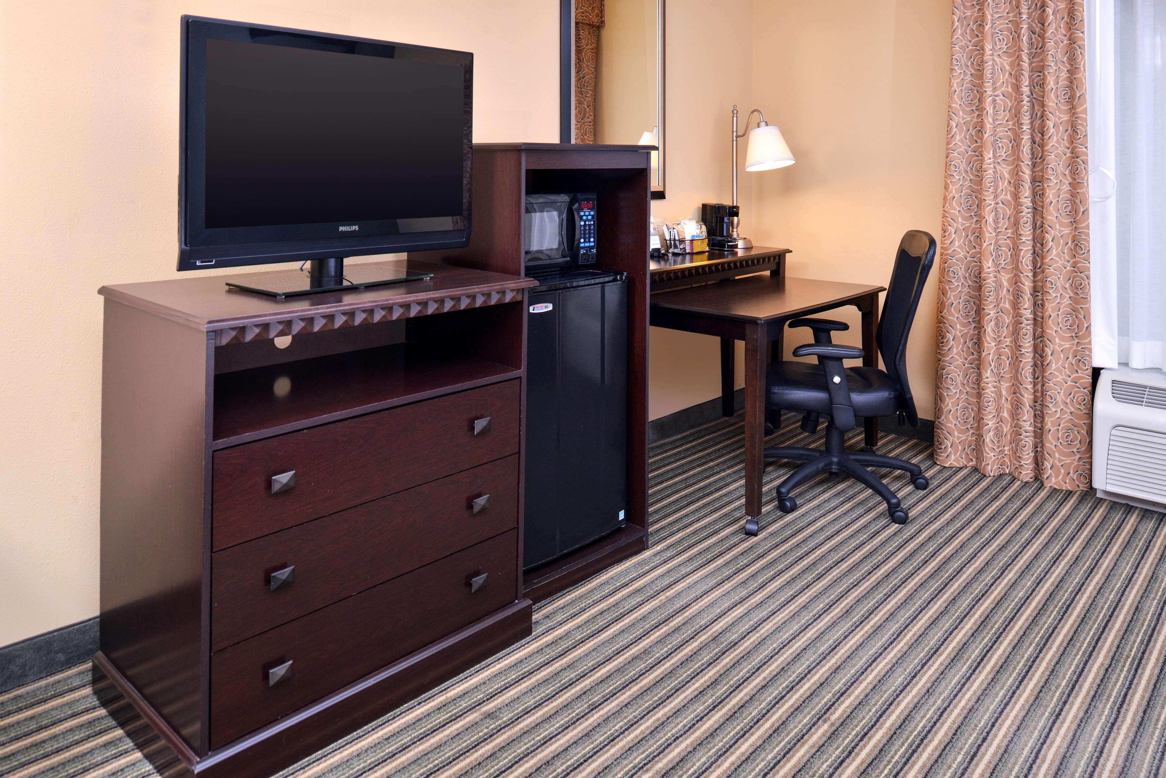 Hampton Inn & Suites Fort Belvoir Alexandria South Экстерьер фото
