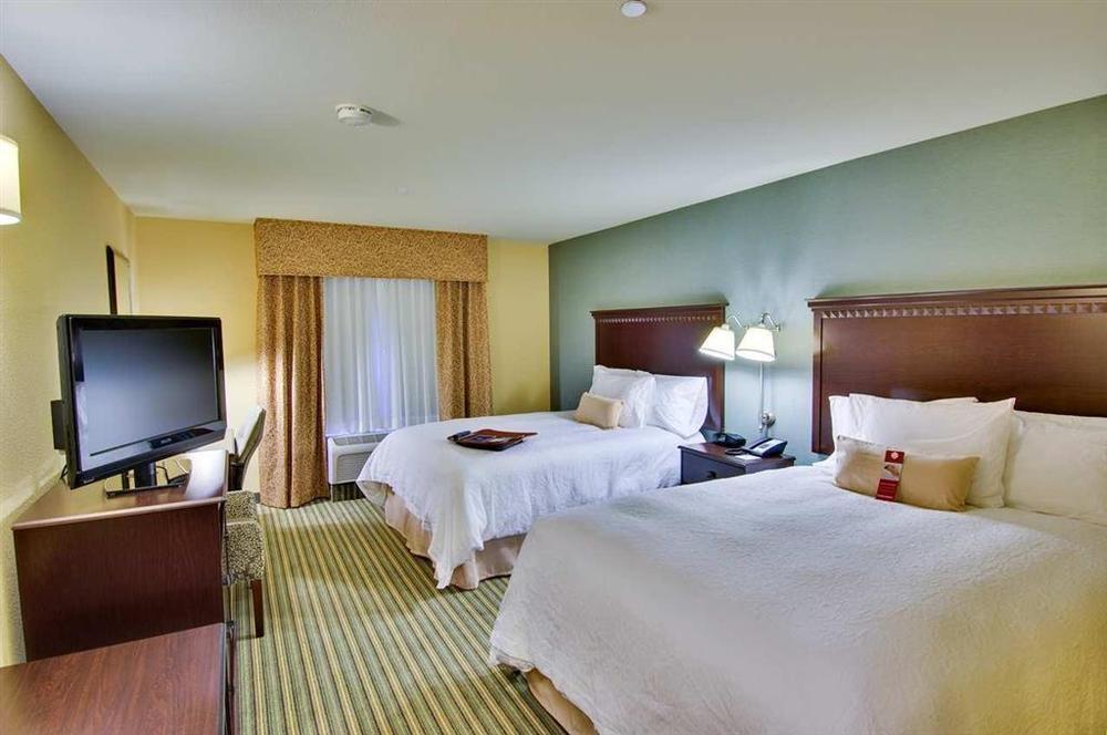 Hampton Inn & Suites Fort Belvoir Alexandria South Номер фото